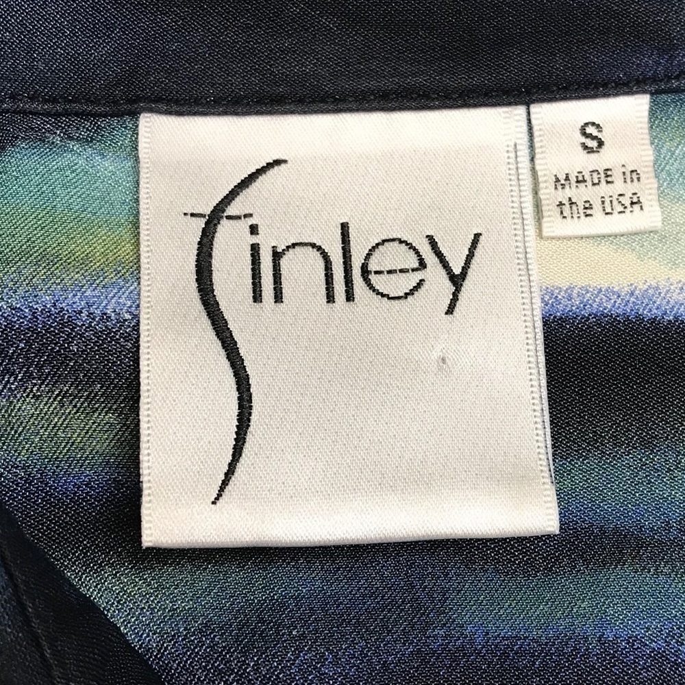 Finley Amanda Drawstring Button Close Top Sz S - image 6